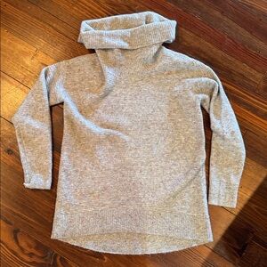 LOFT Heathered Gray Turtle Neck Sweater